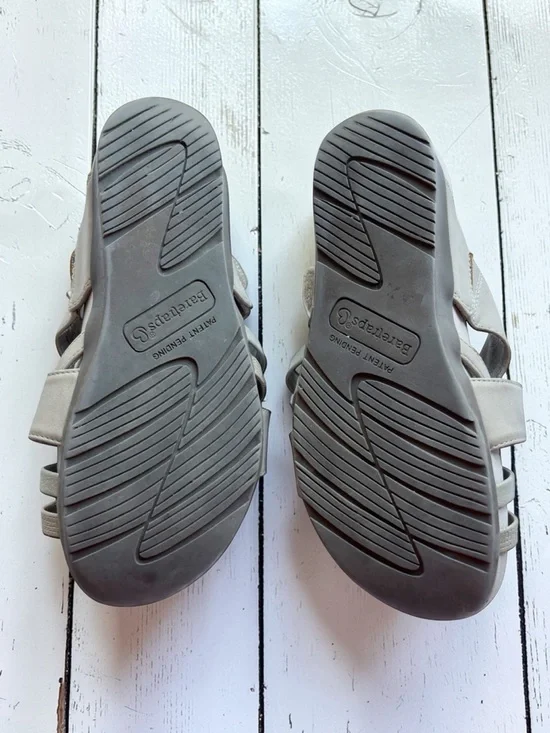 Baretraps Comfort Sandals Beige Strappy Cushioned Footbed Lightweight Slip-On - Picture 2 of 10